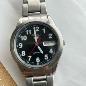 Selling a SEIKO 5 SNXA07 Automatic Watch 37mm